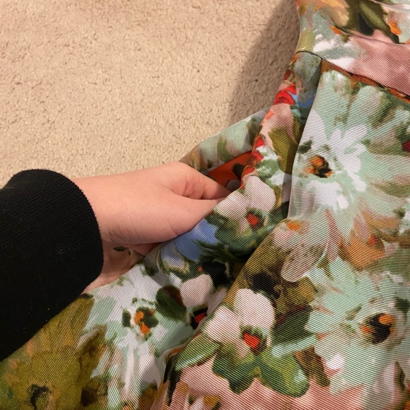 Von Maur colorful formal dress - Picture 3 of 6